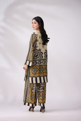 Zaviah (Stitched 2 Pcs)